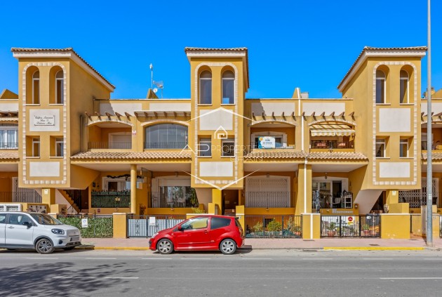 Mieszkanie - Apartament - Odsprzedaż - Daya Nueva - Costa Blanca South