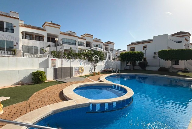 Mieszkanie - Apartament - Odsprzedaż - Orihuela - Entre Naranjos - Vistabella Golf