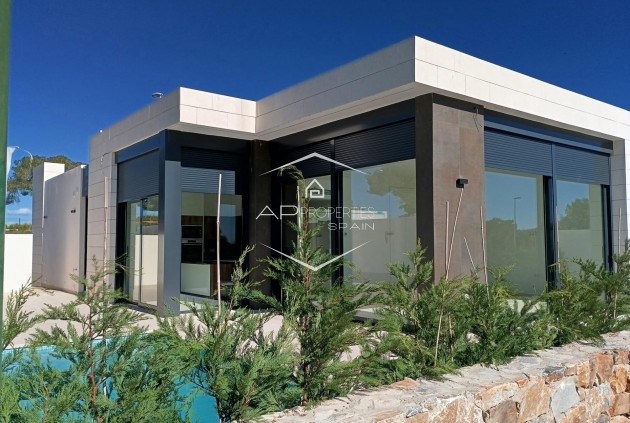 Villa - Detached - New Build - Pilar de la Horadada - Roda Golf