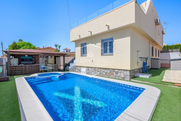 Villa - Detached - Resale - Ciudad Quesada - Center
