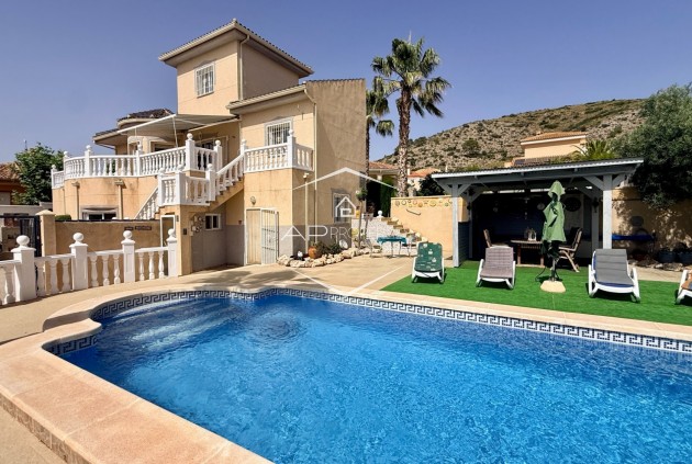 Villa - Detached - Resale - Hondón de las Nieves - Hondón de las Nieves