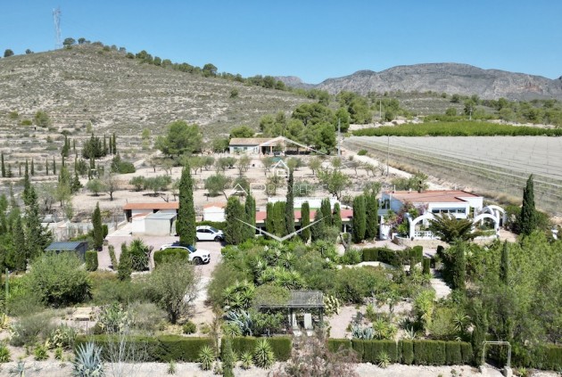 Villa / Detached - Resale - Hondón de las Nieves - Hondón de las Nieves