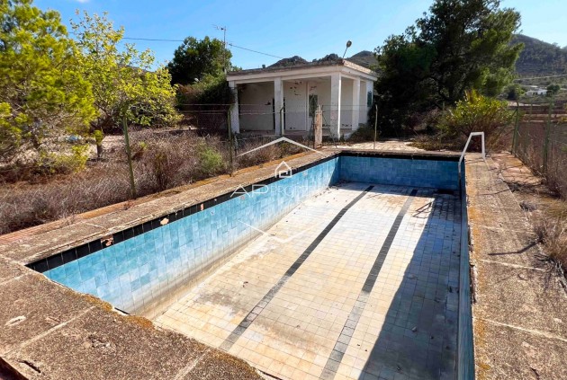 Villa / Indépendante - Revente - Hondón de los Fráiles - Hondón de los Fráiles