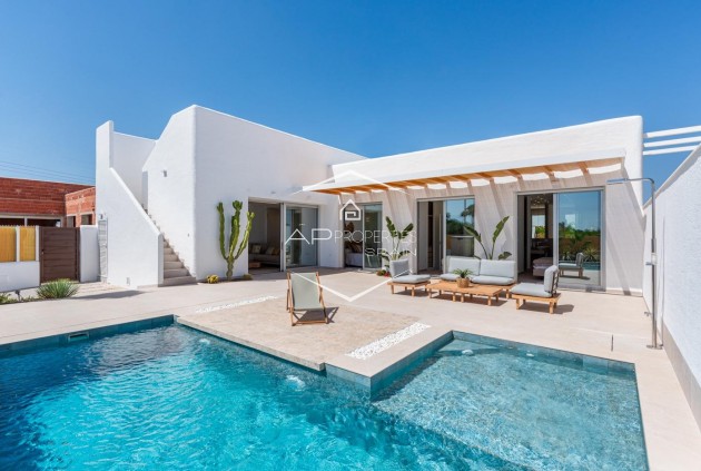 Villa - Independiente - Nueva construcción  - Benijofar - Centro