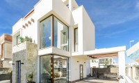 Villa - Independiente - Nueva construcción  - Los Montesinos - APP-R-87824