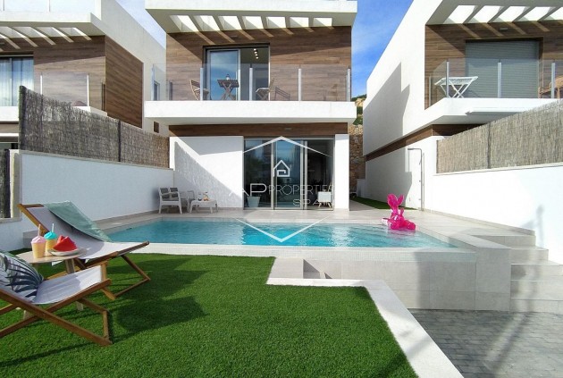Villa - Independiente - Nueva construcción  - Orihuela Costa - PAU 8