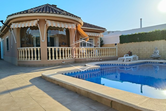 Villa - Independiente - Reventa - La Romana - La Romana