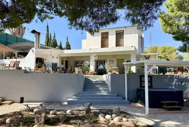 Villa - Vrijstaand - Herverkoop - Elche - Center