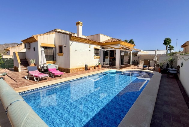 Villa - Vrijstaand - Herverkoop - Hondón de las Nieves - Hondón de las Nieves