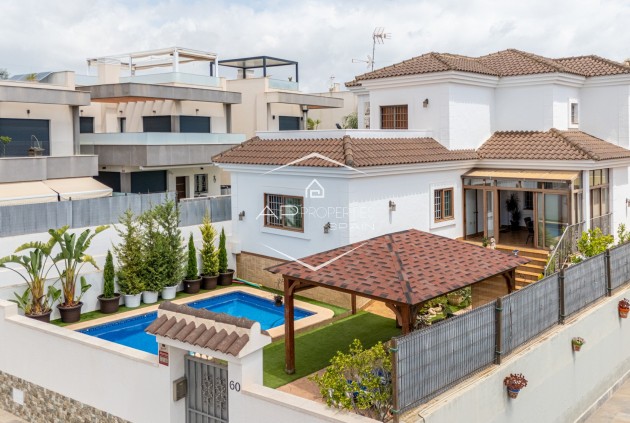 Villa - Vrijstaand - Herverkoop - Los Montesinos - La Herrada
