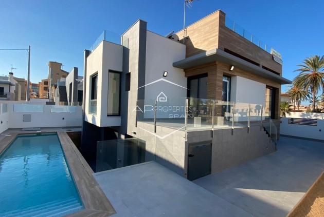 Villa / Vrijstaand - Nieuwbouw Woningen - Torrevieja - La Mata Pueblo