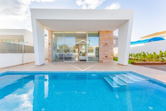 Villa / Vrijstaand - Nieuwbouw Woningen - Torrevieja - Torreta Florida