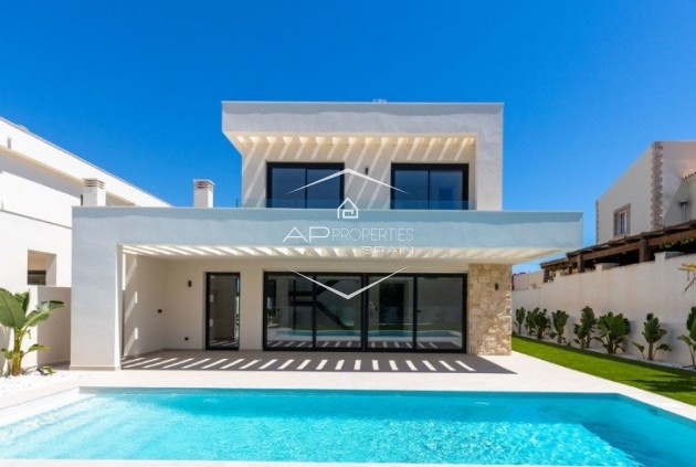 Willa - Dom wolnostojący - Nowy budynek - Torrevieja - Los Balcones