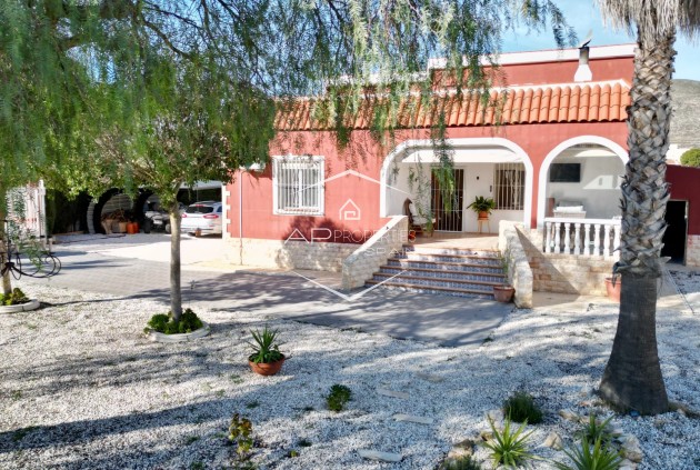 Resale - Villa - Detached -
Hondón de los Fráiles