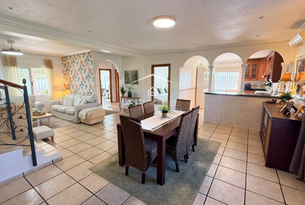 Resale - Villa - Detached -
Hondón de los Fráiles