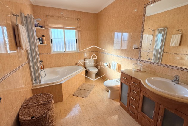 Resale - Villa - Detached -
Hondón de los Fráiles