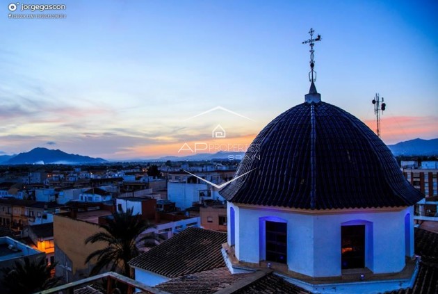 Nouvelle construction - Maison de ville -
Dolores - Sector 2