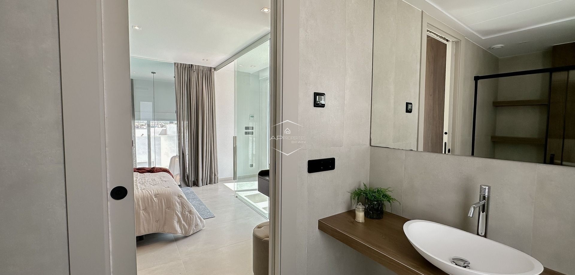 Nouvelle construction - Villa - Indépendante -
Algorfa - La Finca