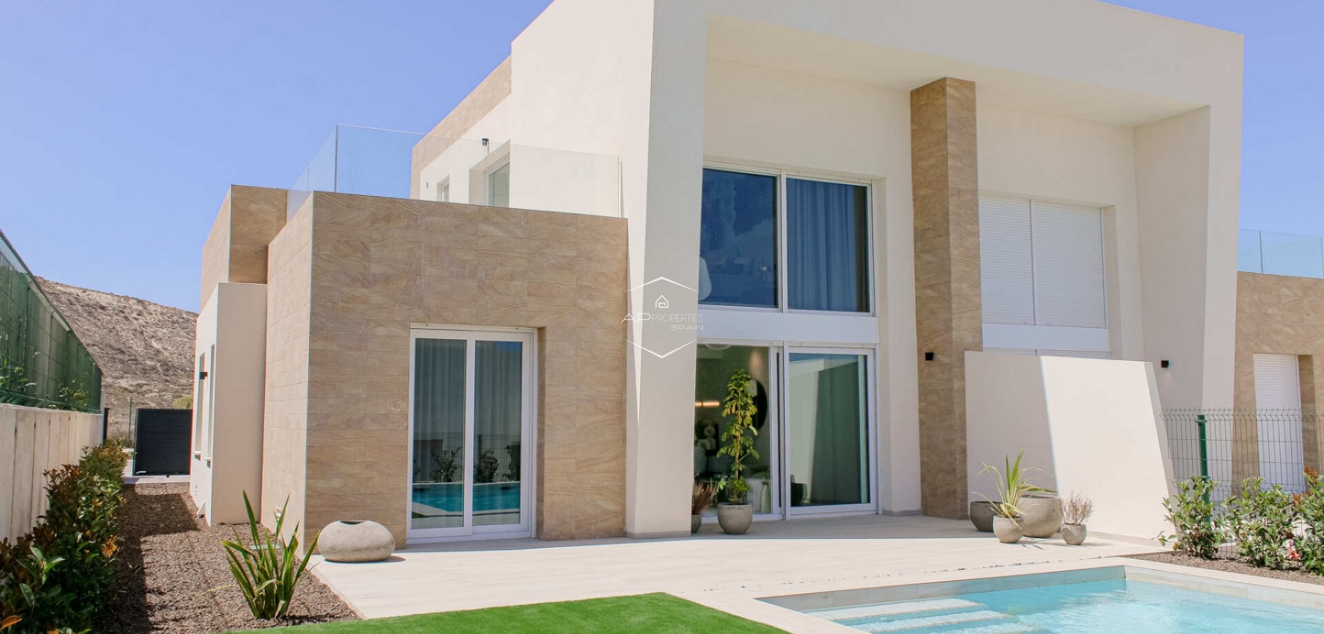 Nouvelle construction - Villa - Indépendante -
Algorfa - La Finca