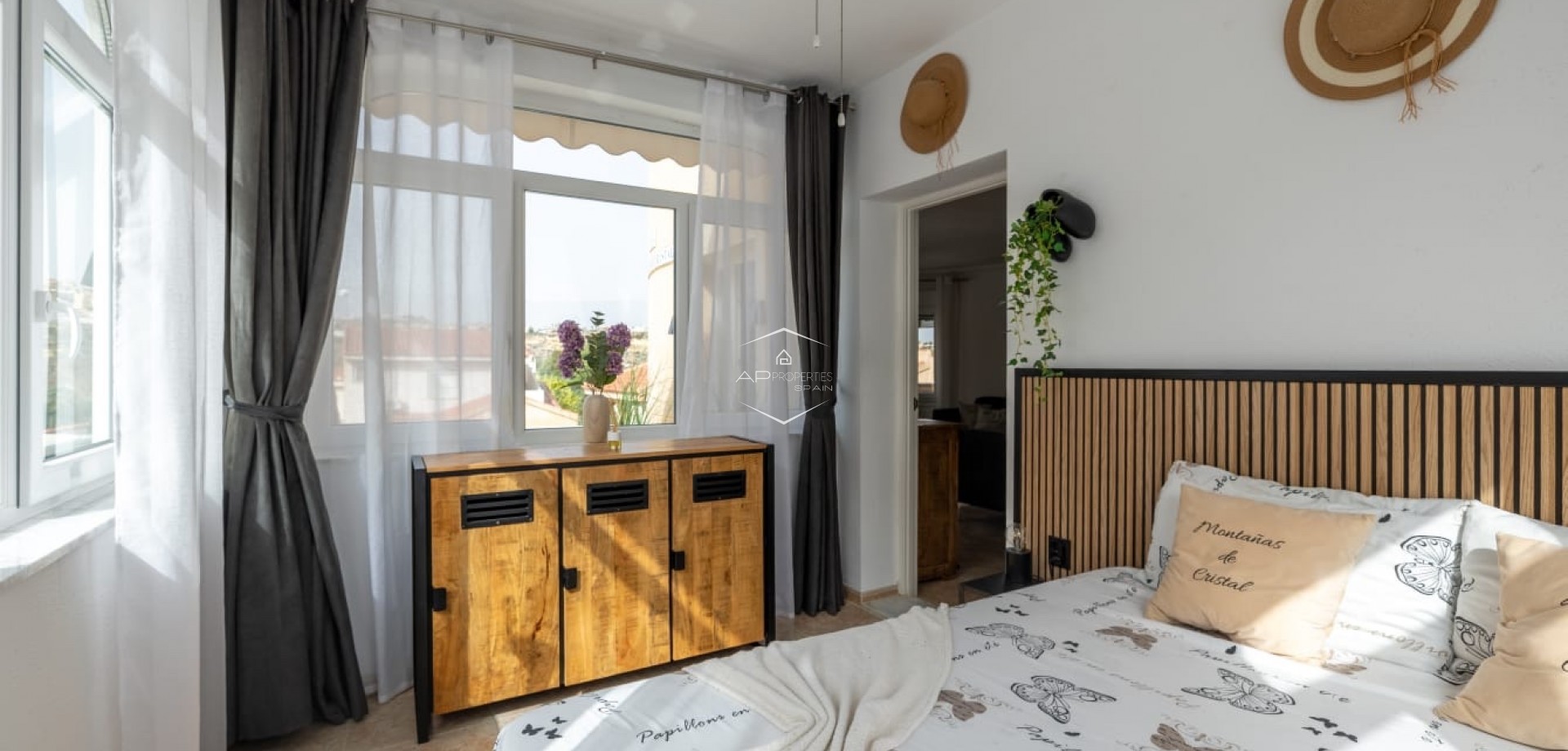 Herverkoop - Villa - Halfvrijstaand -
Ciudad Quesada - Costa Blanca South