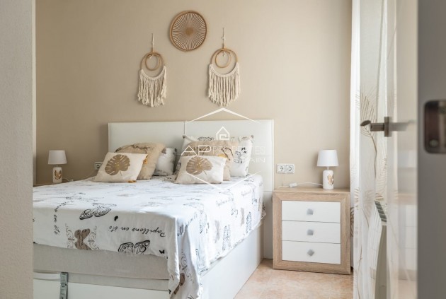 Herverkoop - Villa - Halfvrijstaand -
Ciudad Quesada - Costa Blanca South