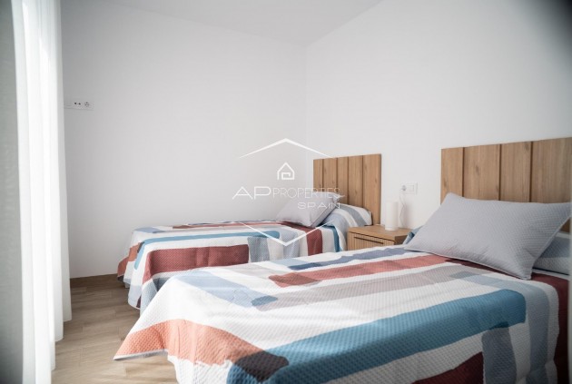 Nowy budynek - Szeregowiec -
San Javier - Parque del doce