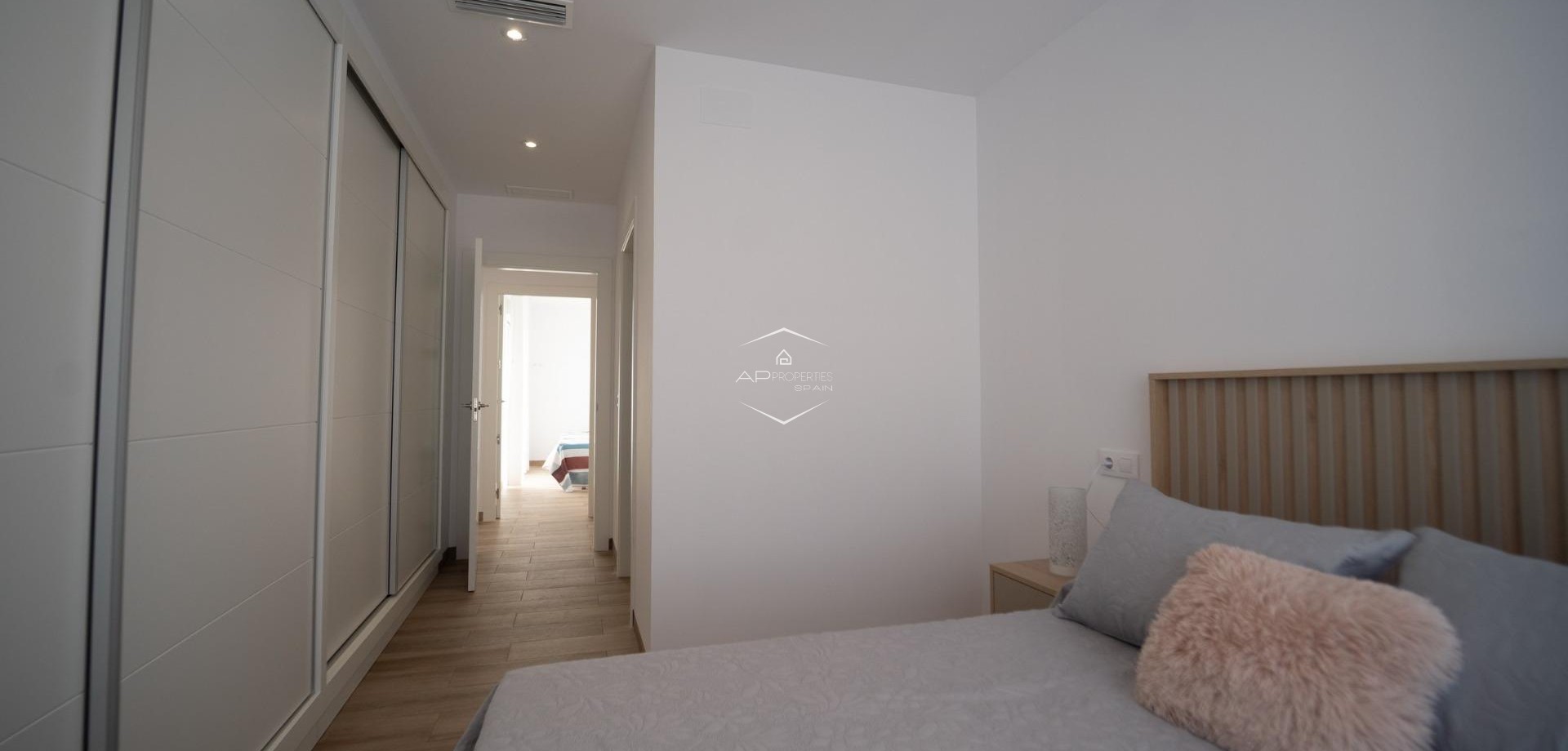 Nowy budynek - Szeregowiec -
San Javier - Parque del doce