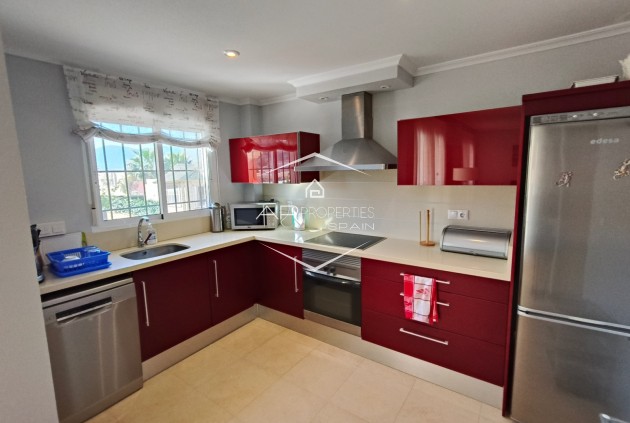 Herverkoop - Villa - Vrijstaand -
La Romana