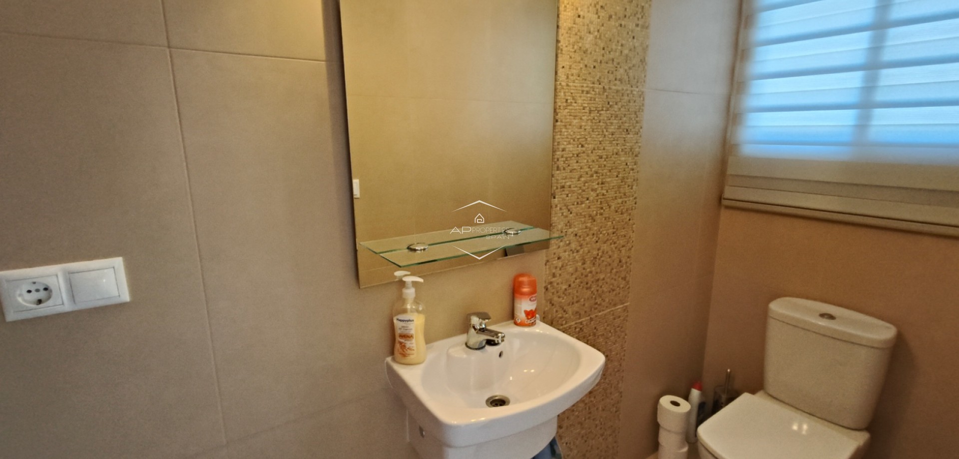 Herverkoop - Villa - Vrijstaand -
La Romana