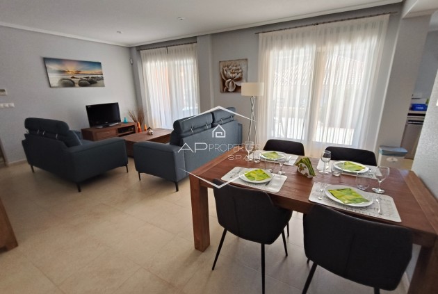 Herverkoop - Villa - Vrijstaand -
La Romana