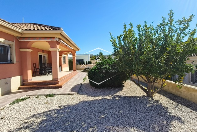 Herverkoop - Villa - Vrijstaand -
La Romana