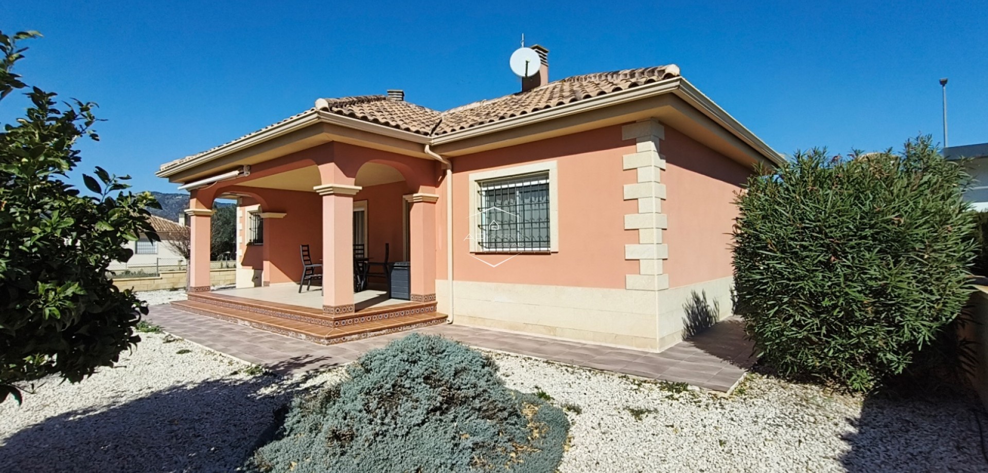 Herverkoop - Villa - Vrijstaand -
La Romana