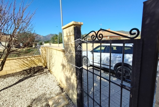 Herverkoop - Villa - Vrijstaand -
La Romana