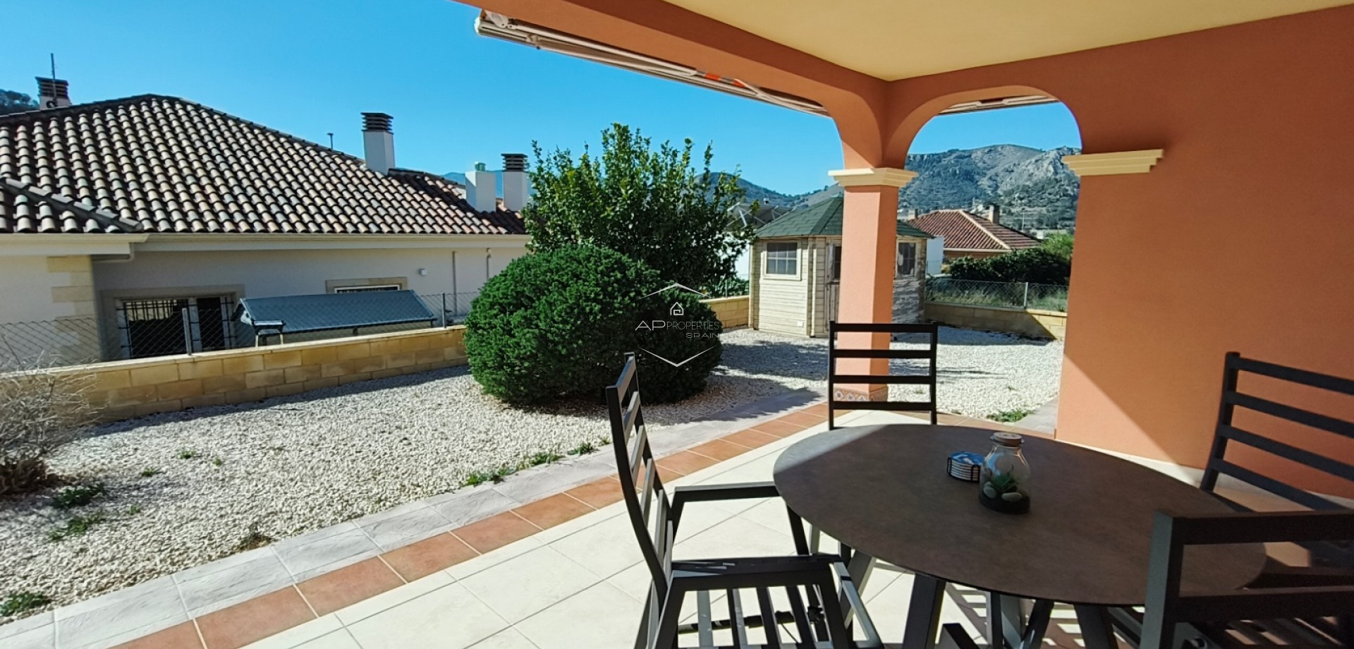 Herverkoop - Villa - Vrijstaand -
La Romana