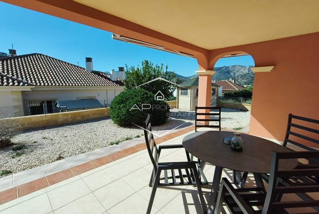 Herverkoop - Villa - Vrijstaand -
La Romana