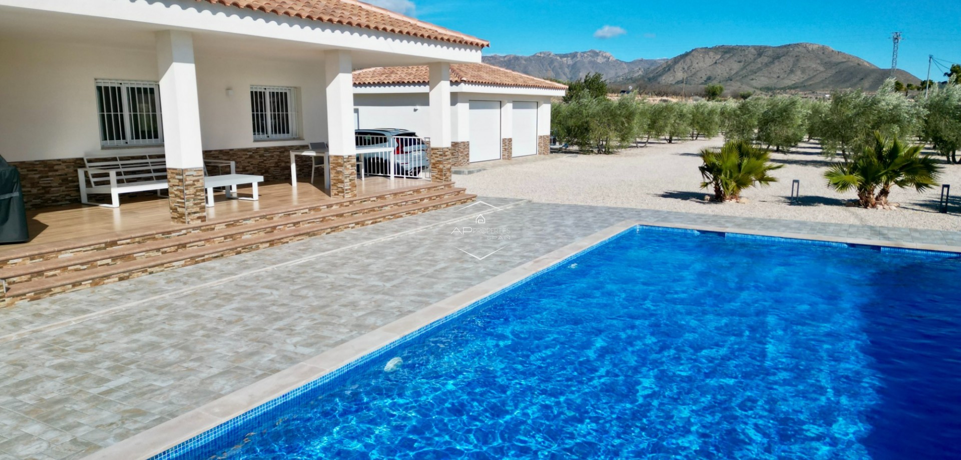 Odsprzedaż - Willa - Dom wolnostojący -
Macisvenda