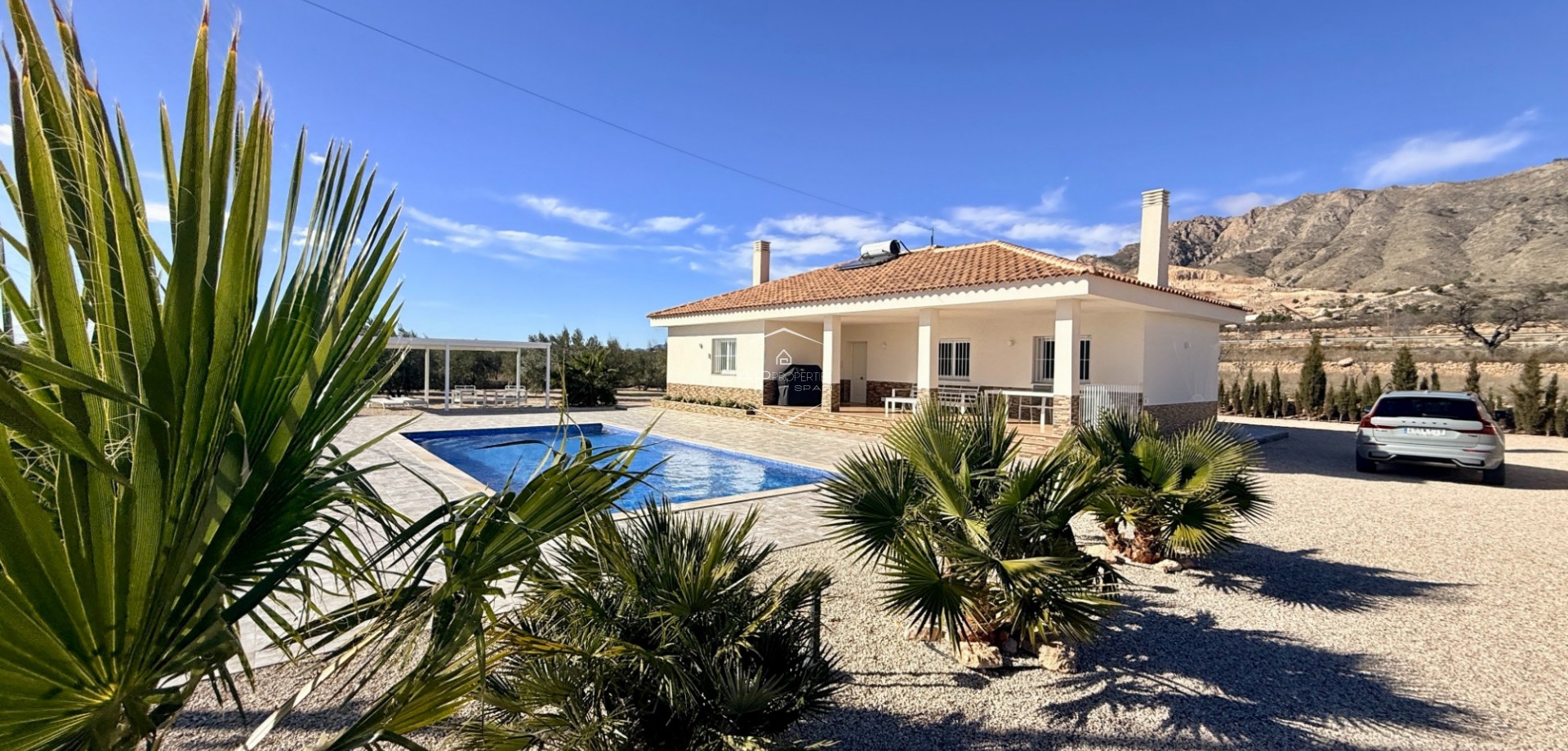 Odsprzedaż - Willa - Dom wolnostojący -
Macisvenda