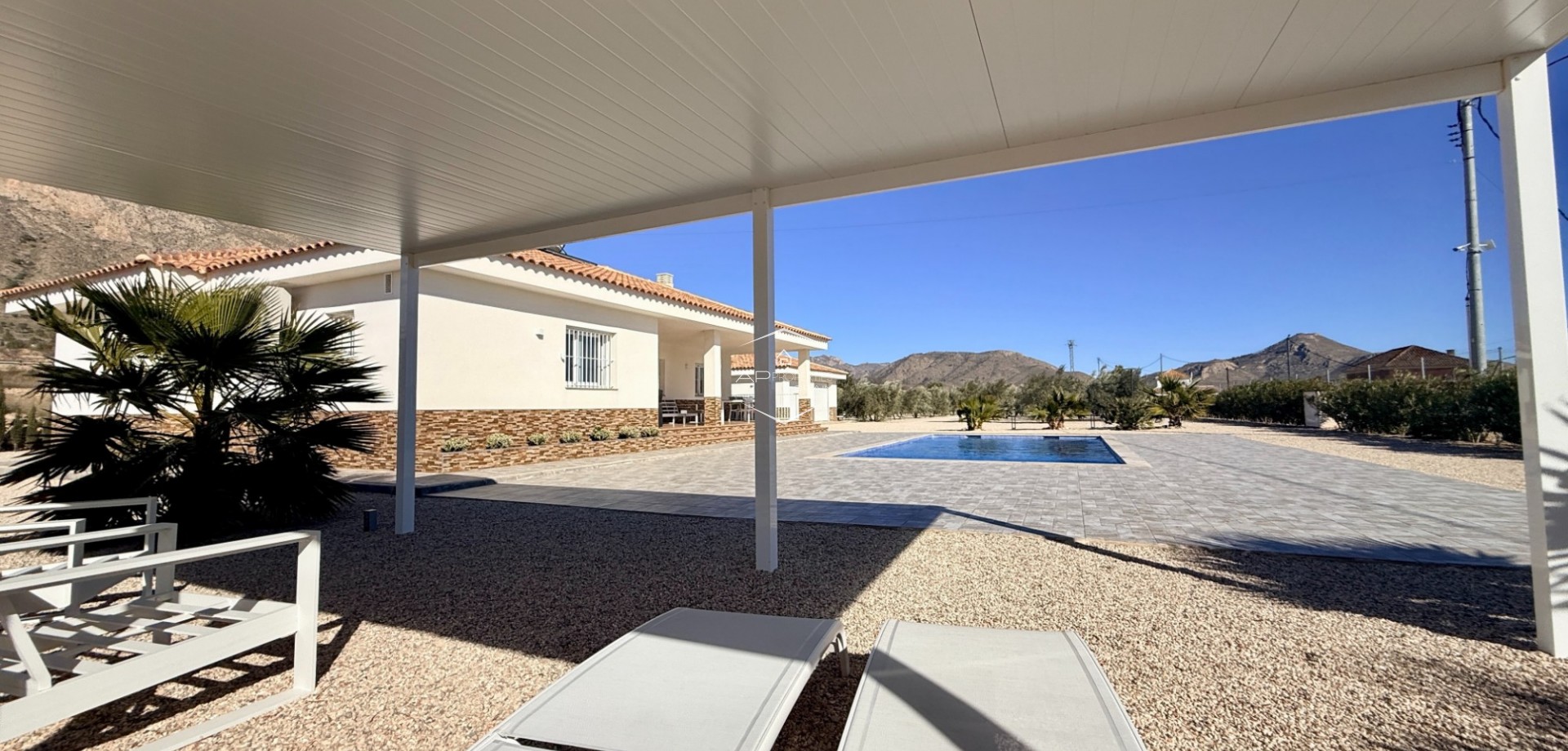 Odsprzedaż - Willa - Dom wolnostojący -
Macisvenda