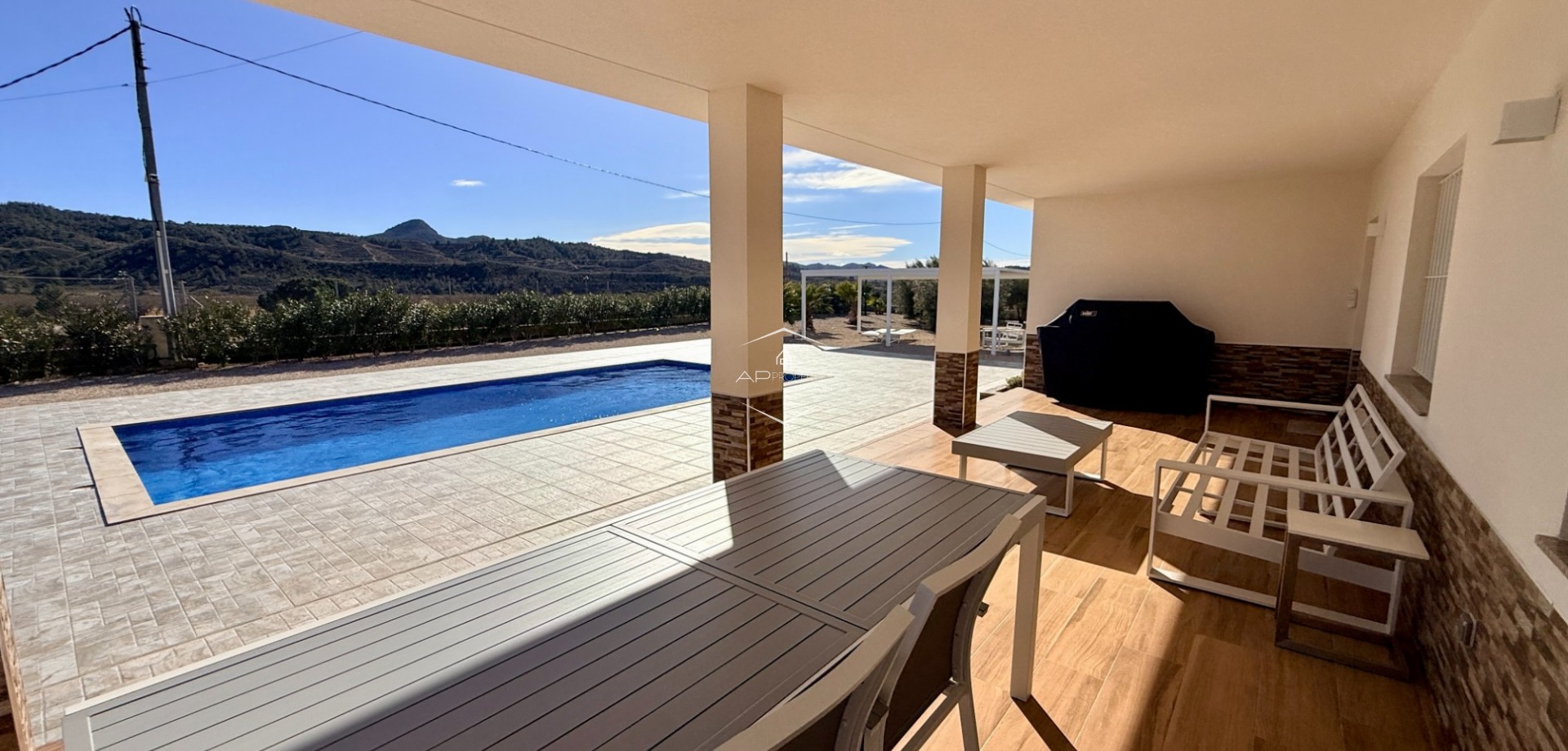 Odsprzedaż - Willa - Dom wolnostojący -
Macisvenda