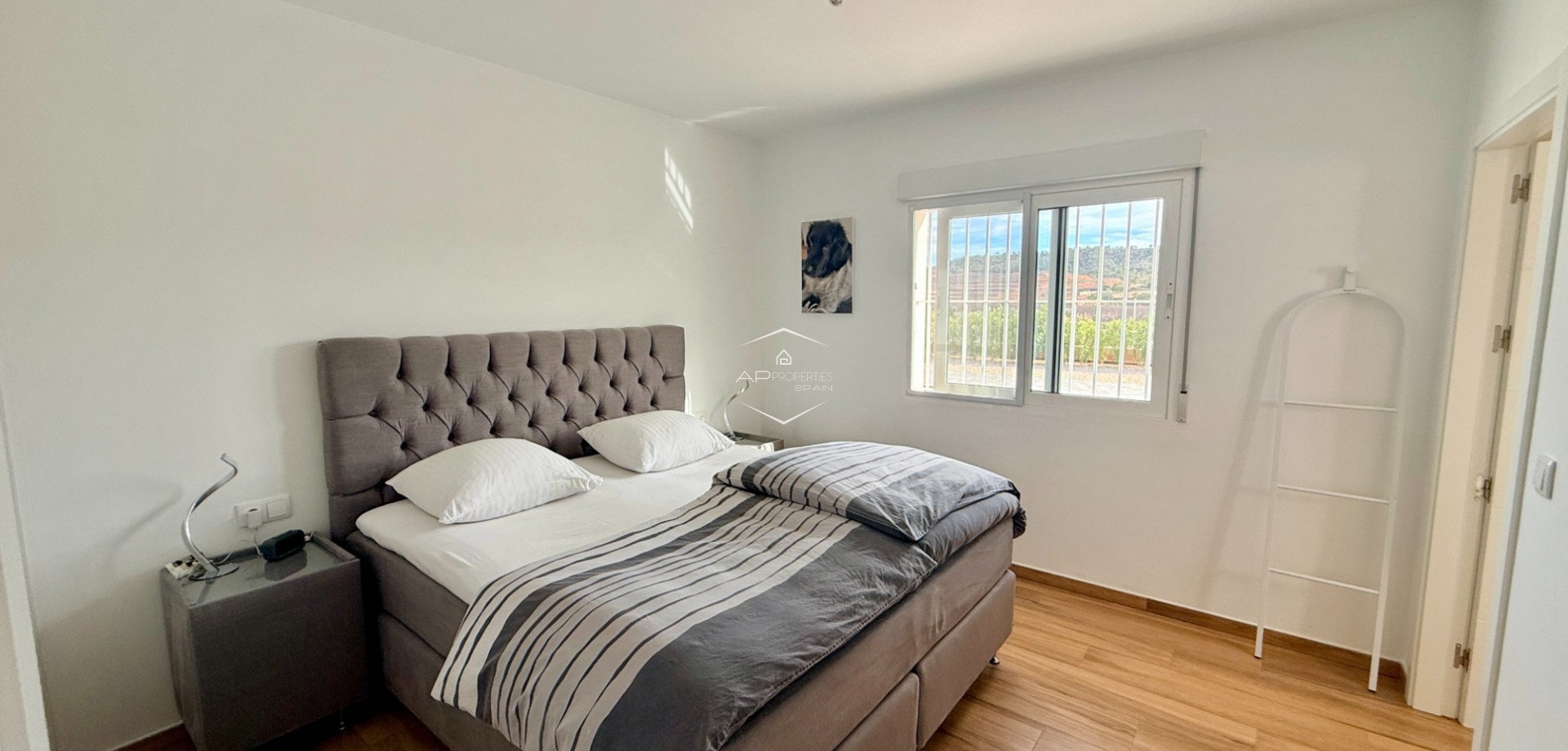 Odsprzedaż - Willa - Dom wolnostojący -
Macisvenda