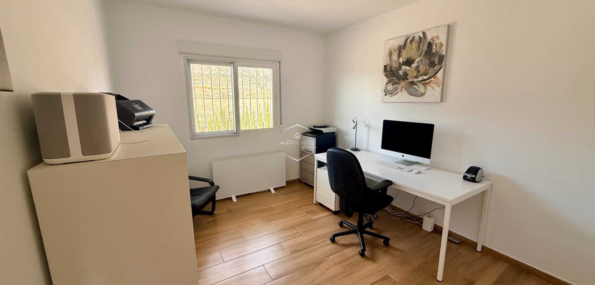 Odsprzedaż - Willa - Dom wolnostojący -
Macisvenda