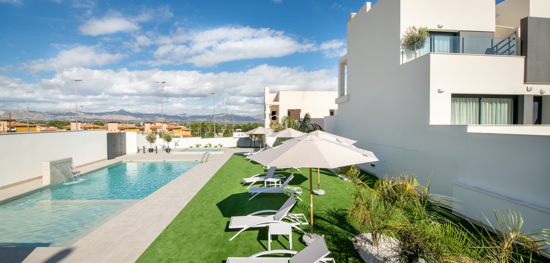 Nueva construcción  - Adosado -
Cox