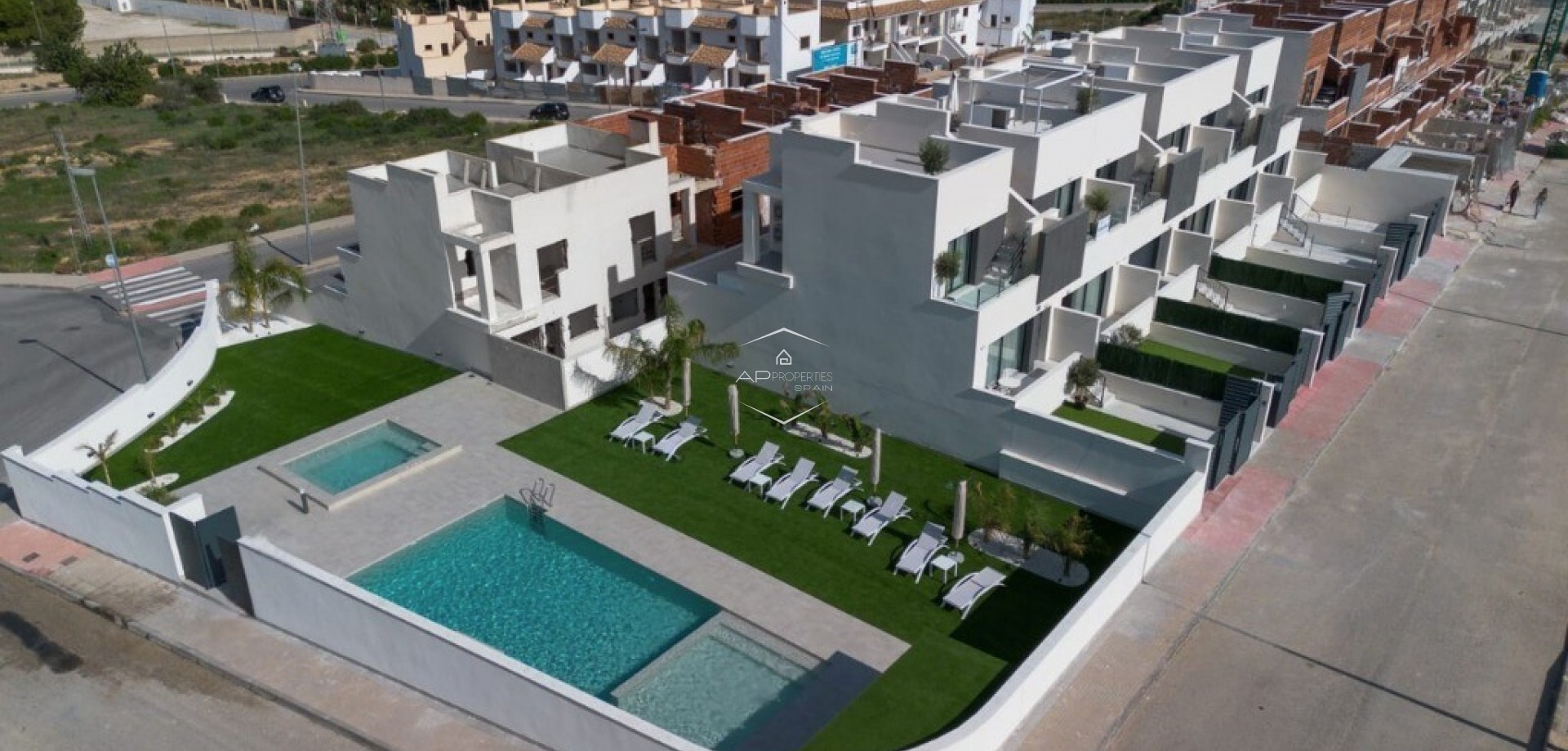 Nueva construcción  - Adosado -
Cox