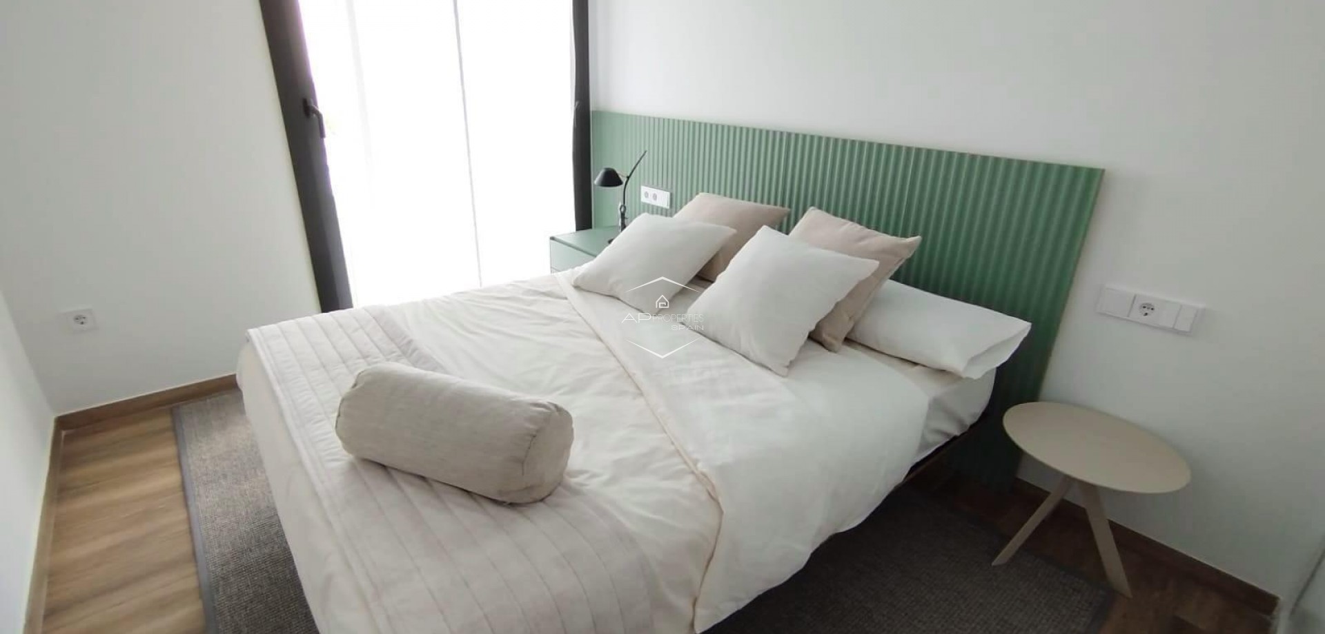 Nowy budynek - Willa - Dom wolnostojący -
Polop - PAU 1