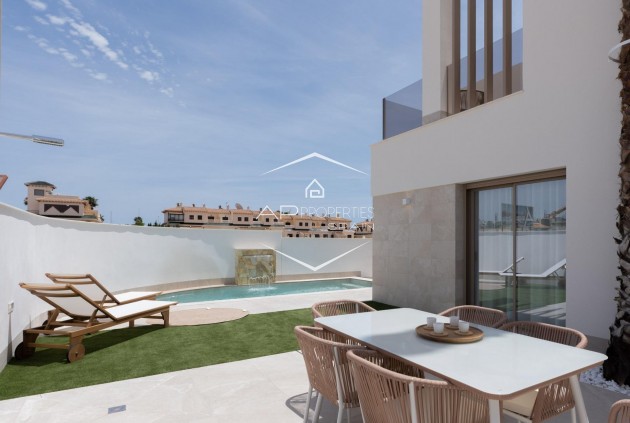 Nowy budynek - Quad House -
Los Alcázares - Serena Golf