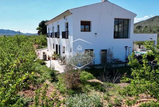 Revente - Villa - Indépendante -
Hondón de las Nieves