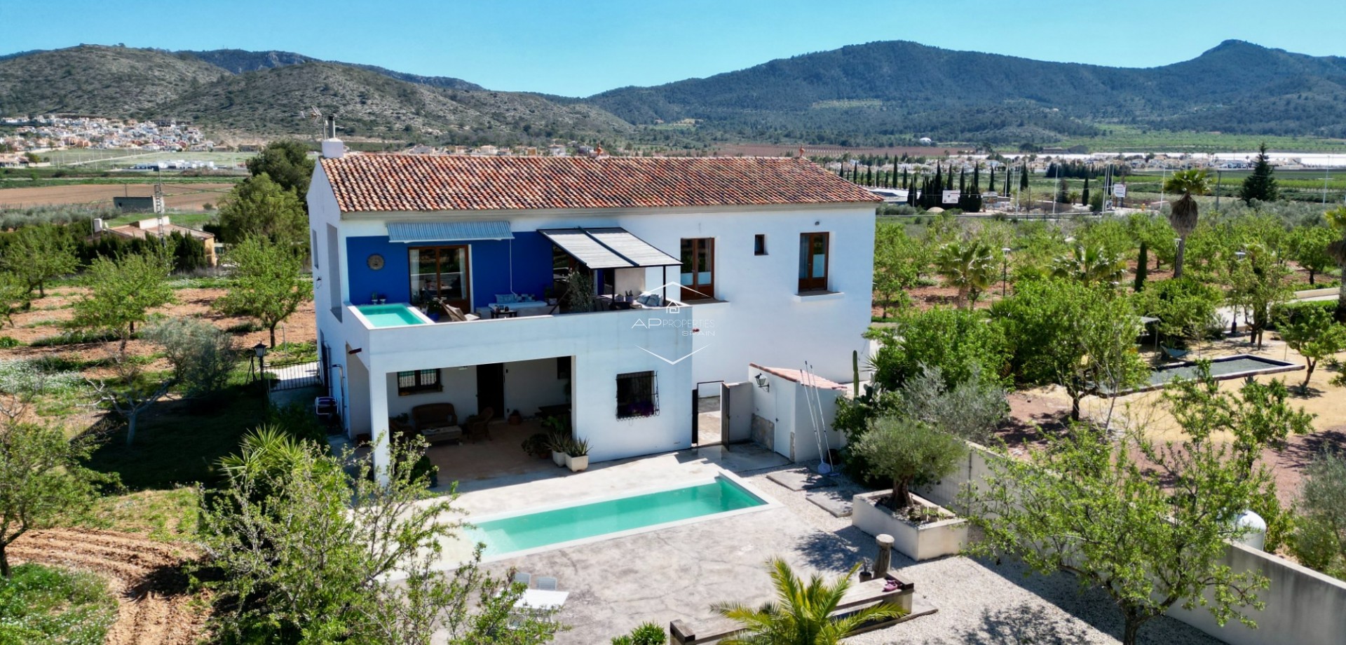 Revente - Villa - Indépendante -
Hondón de las Nieves