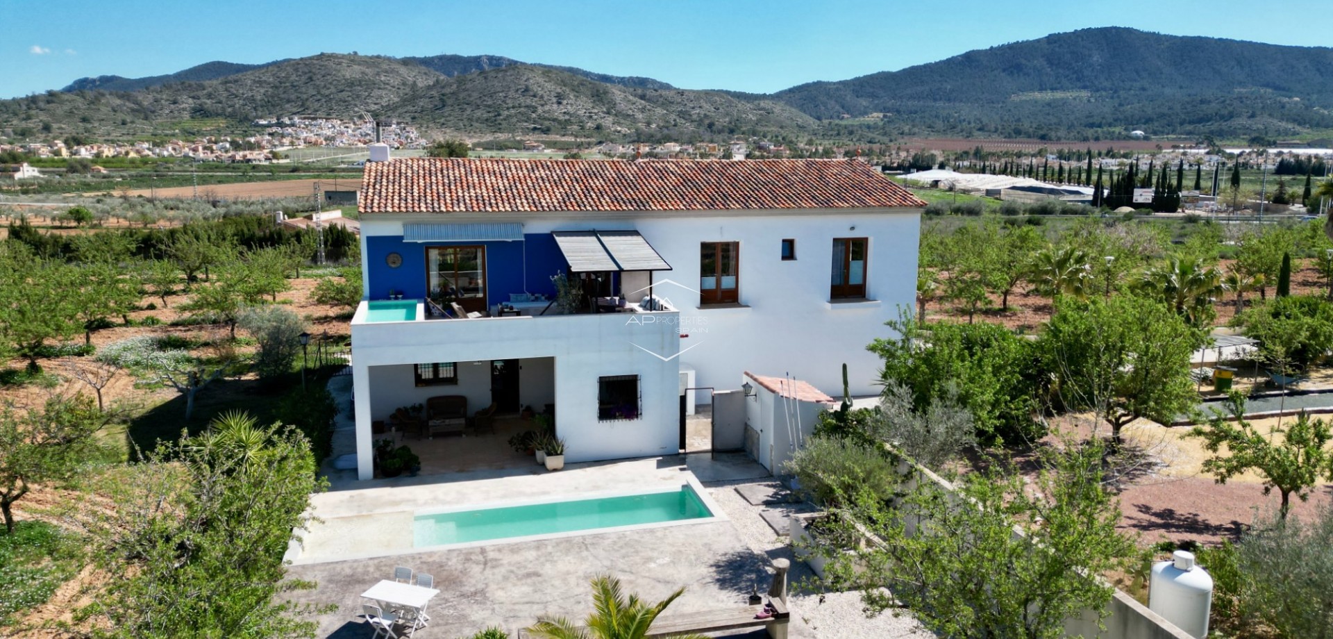 Revente - Villa - Indépendante -
Hondón de las Nieves