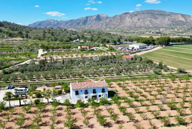 Revente - Villa - Indépendante -
Hondón de las Nieves