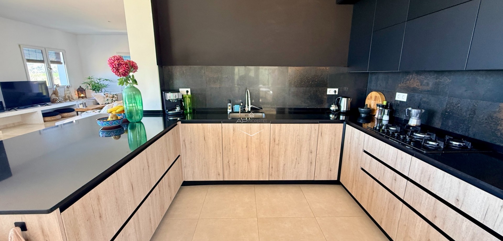 Revente - Villa - Indépendante -
Hondón de las Nieves